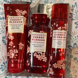Bath & Body Works Japanese Cherry Blossom
